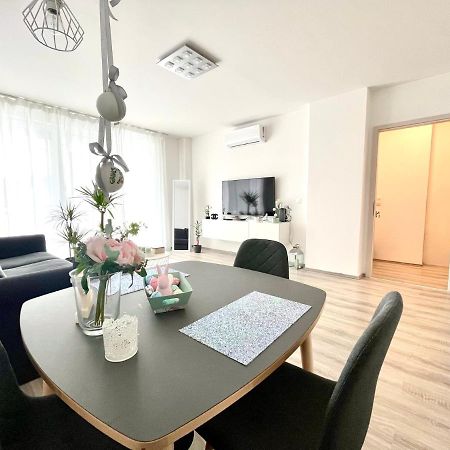 West Budapest-Edge Of Downtown-Free Parking 외부 사진