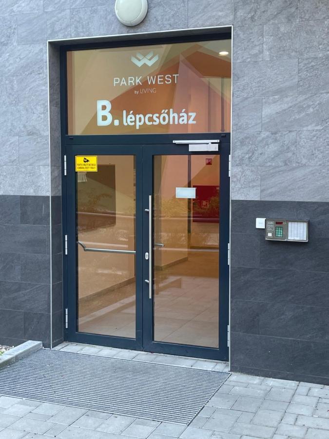 West Budapest-Edge Of Downtown-Free Parking 외부 사진