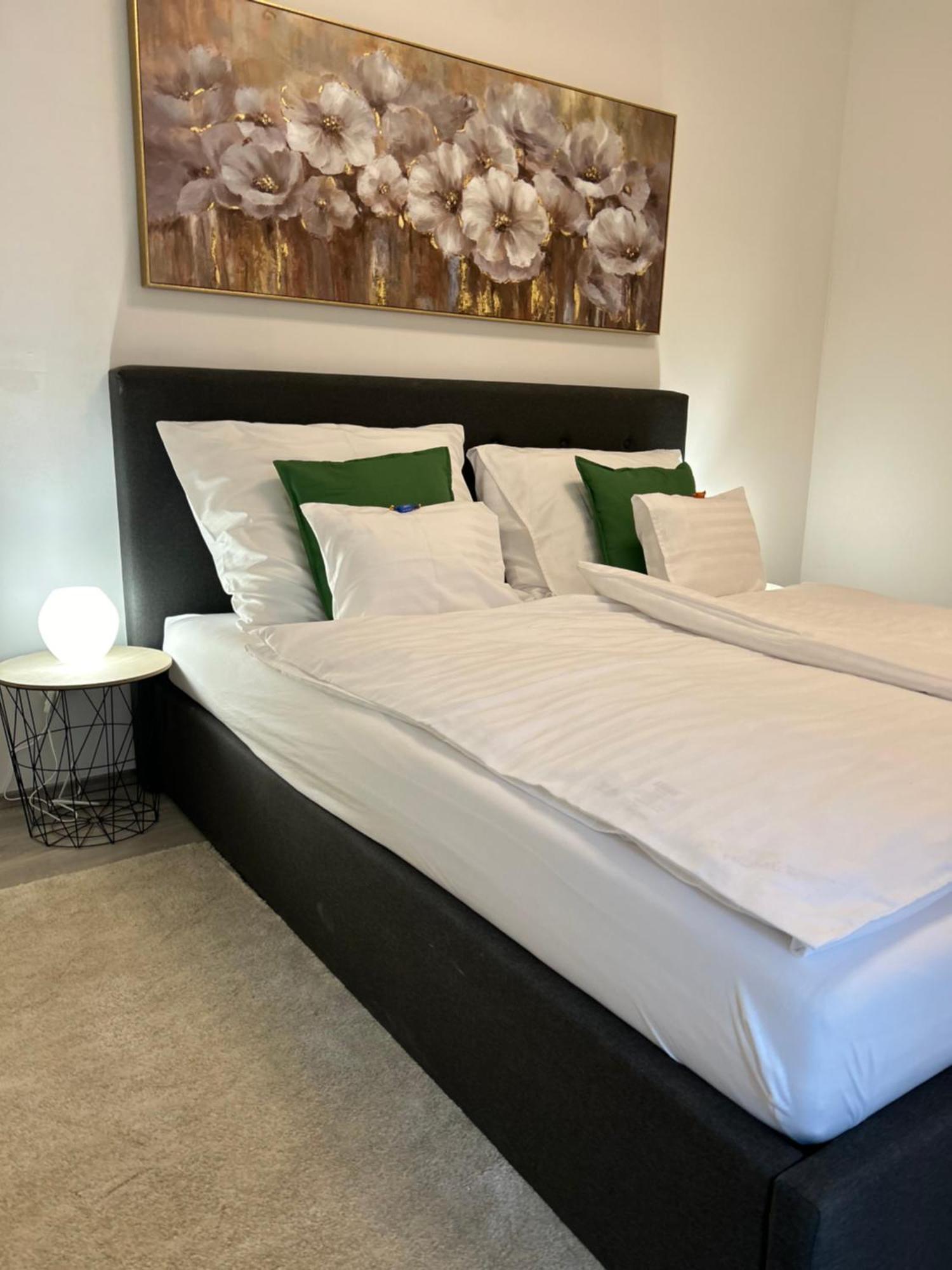 West Budapest-Edge Of Downtown-Free Parking 외부 사진
