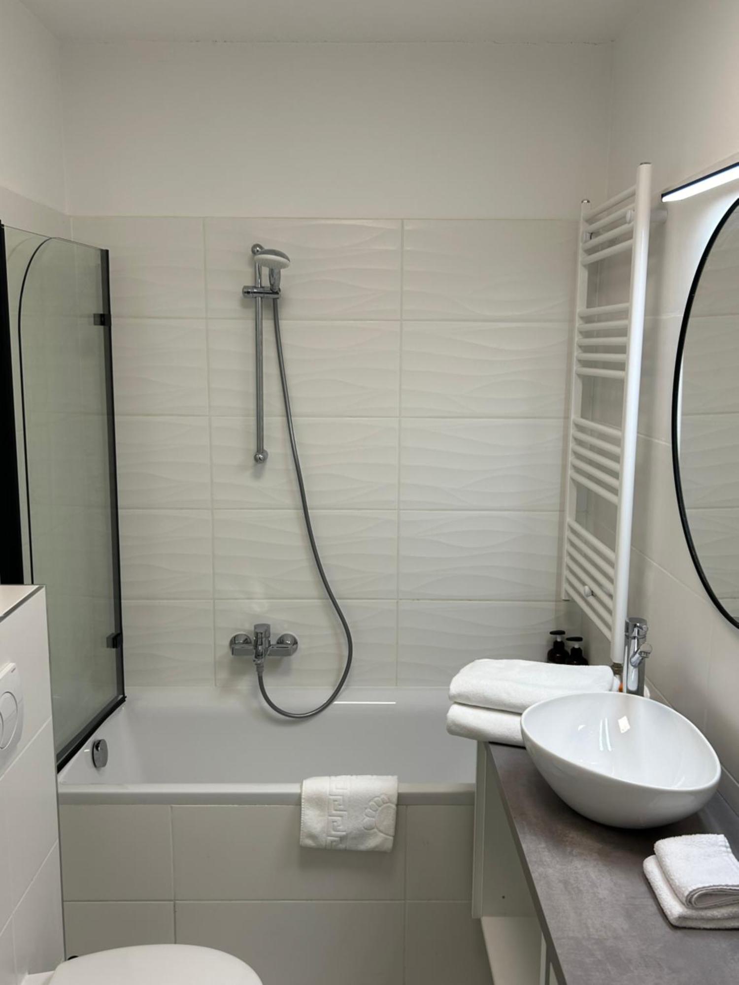 West Budapest-Edge Of Downtown-Free Parking 외부 사진